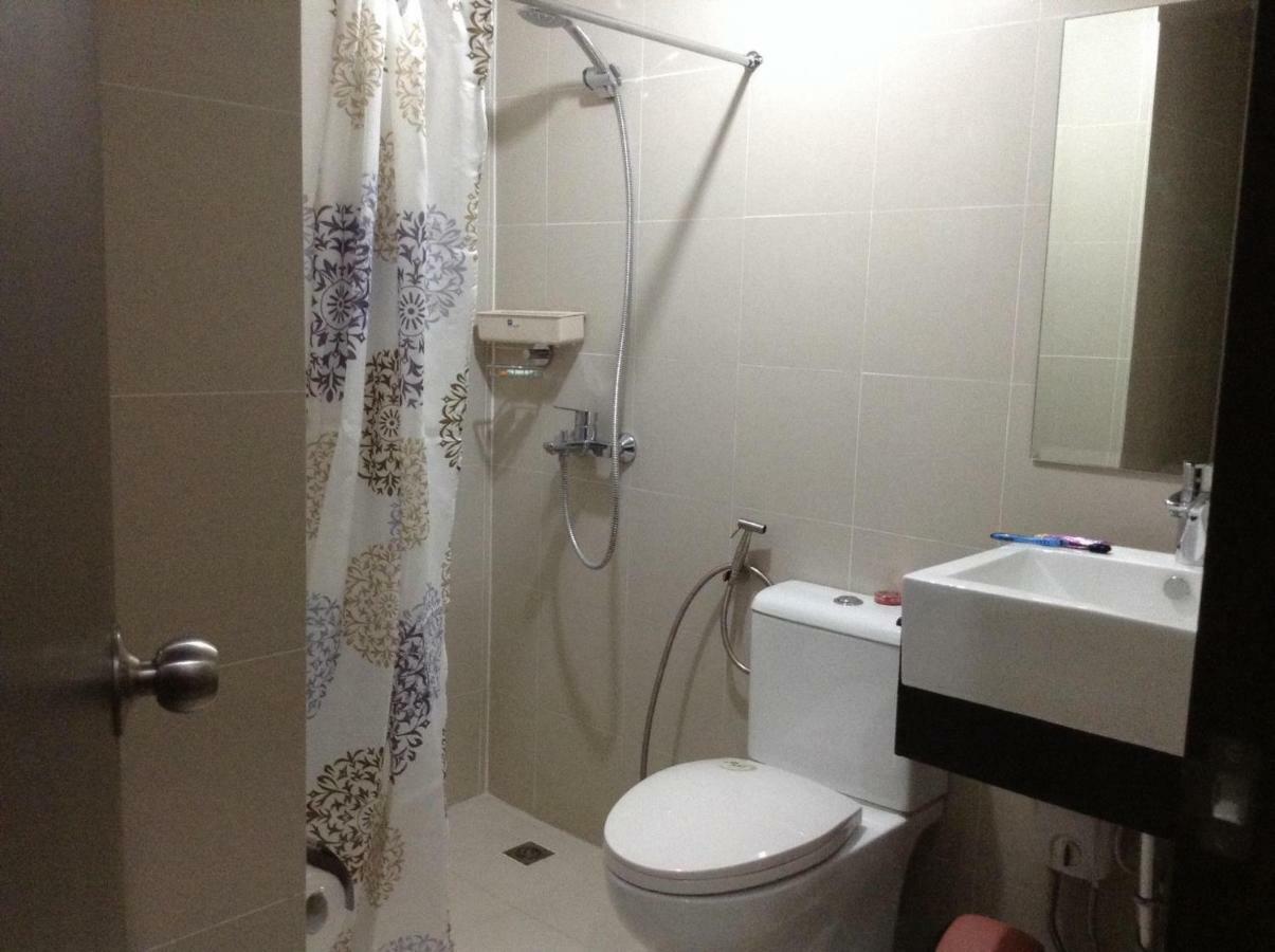 Cubao Manhattanheights Unit 11A Tower B, 2Br Manila Exteriör bild