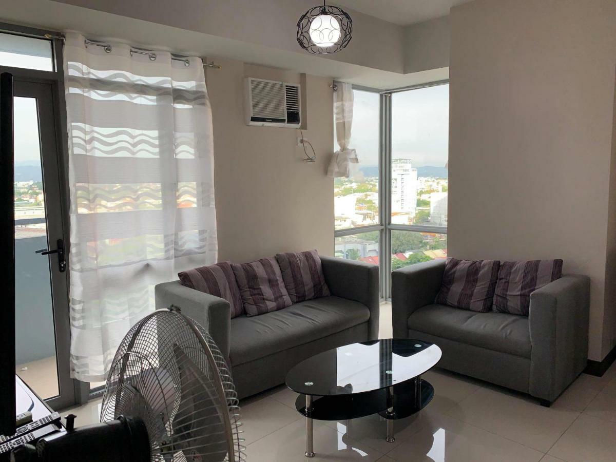 Cubao Manhattanheights Unit 11A Tower B, 2Br Manila Exteriör bild