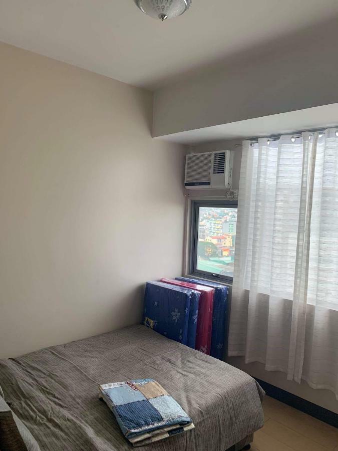 Cubao Manhattanheights Unit 11A Tower B, 2Br Manila Exteriör bild